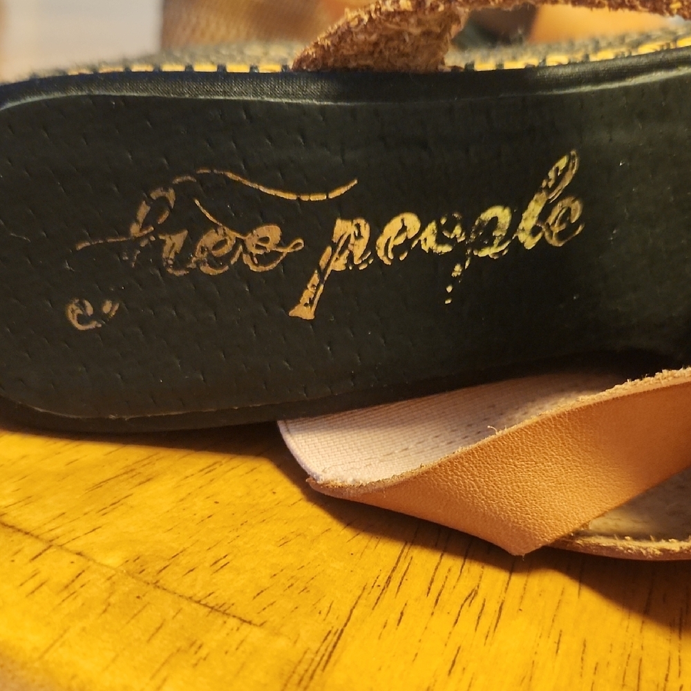 Free People Tan Platform Sandals - Picture 2 of 12
